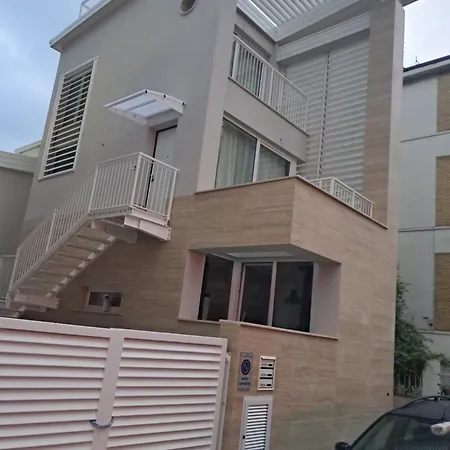 Nuovo In Centro 5 Min Dal Mare Con Posto Auto * San Benedetto del Tronto